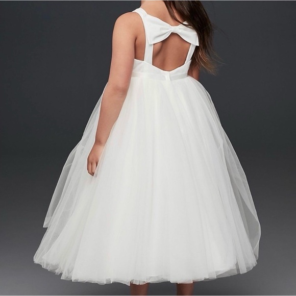 David's Bridal CR 1403 Soft White Back Out Bow Flower Girl Dress SZ 7 EUC $129 - Picture 1 of 16